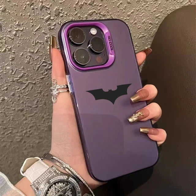 Capa para iPhone com Estampa de Morcego e Aranha – Textura Fosca, à Prova de Choques, com Borda Protetora