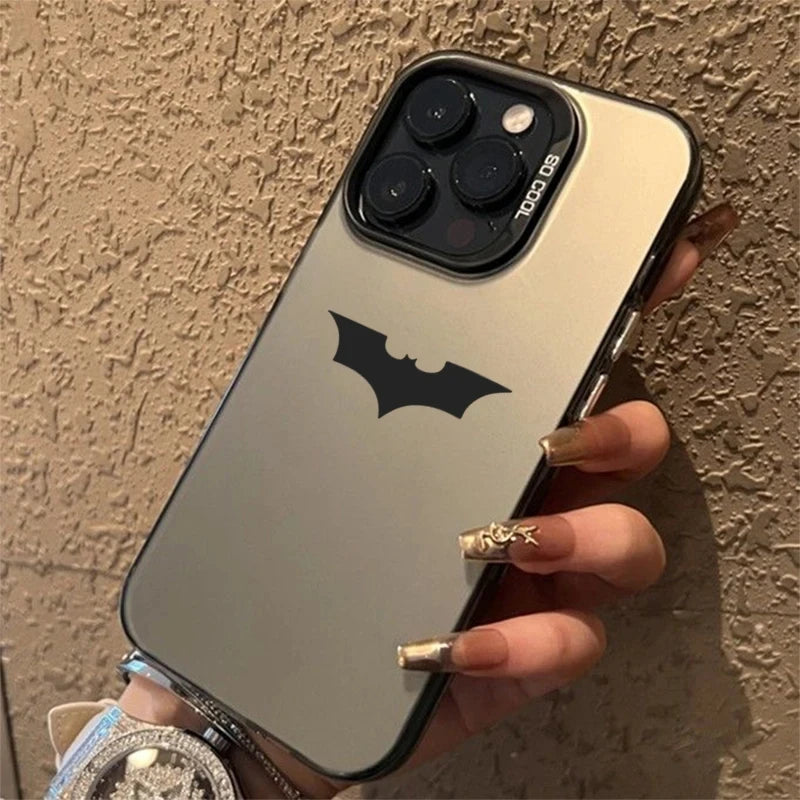 Capa para iPhone com Estampa de Morcego e Aranha – Textura Fosca, à Prova de Choques, com Borda Protetora